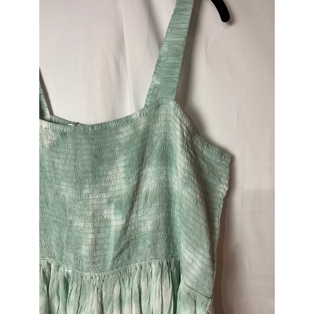 White Mark Maxi Dress Womens 1X Green Tie Dye Smocked Tiered‎ Back Cutout PS3795